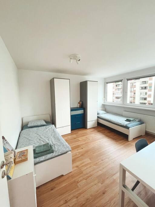 Apartment City Chic Trnovo Hideaway For 5, Family Friendly