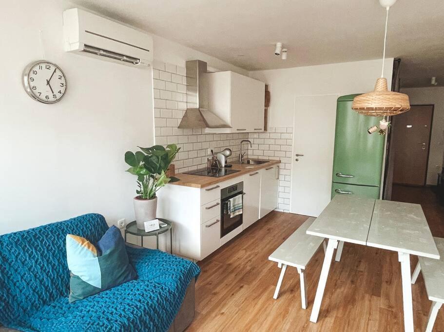Apartment City Chic Trnovo Hideaway For 5, Family Friendly Ljubljana